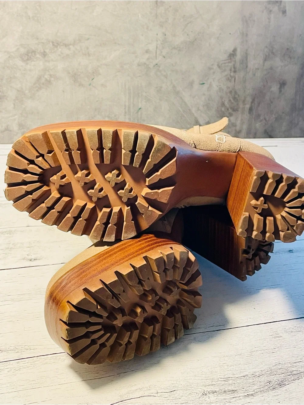 Steve Madden stylish tan